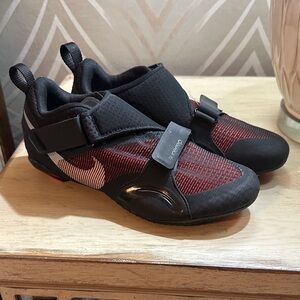 Nike Black and Red Athletic Shoes